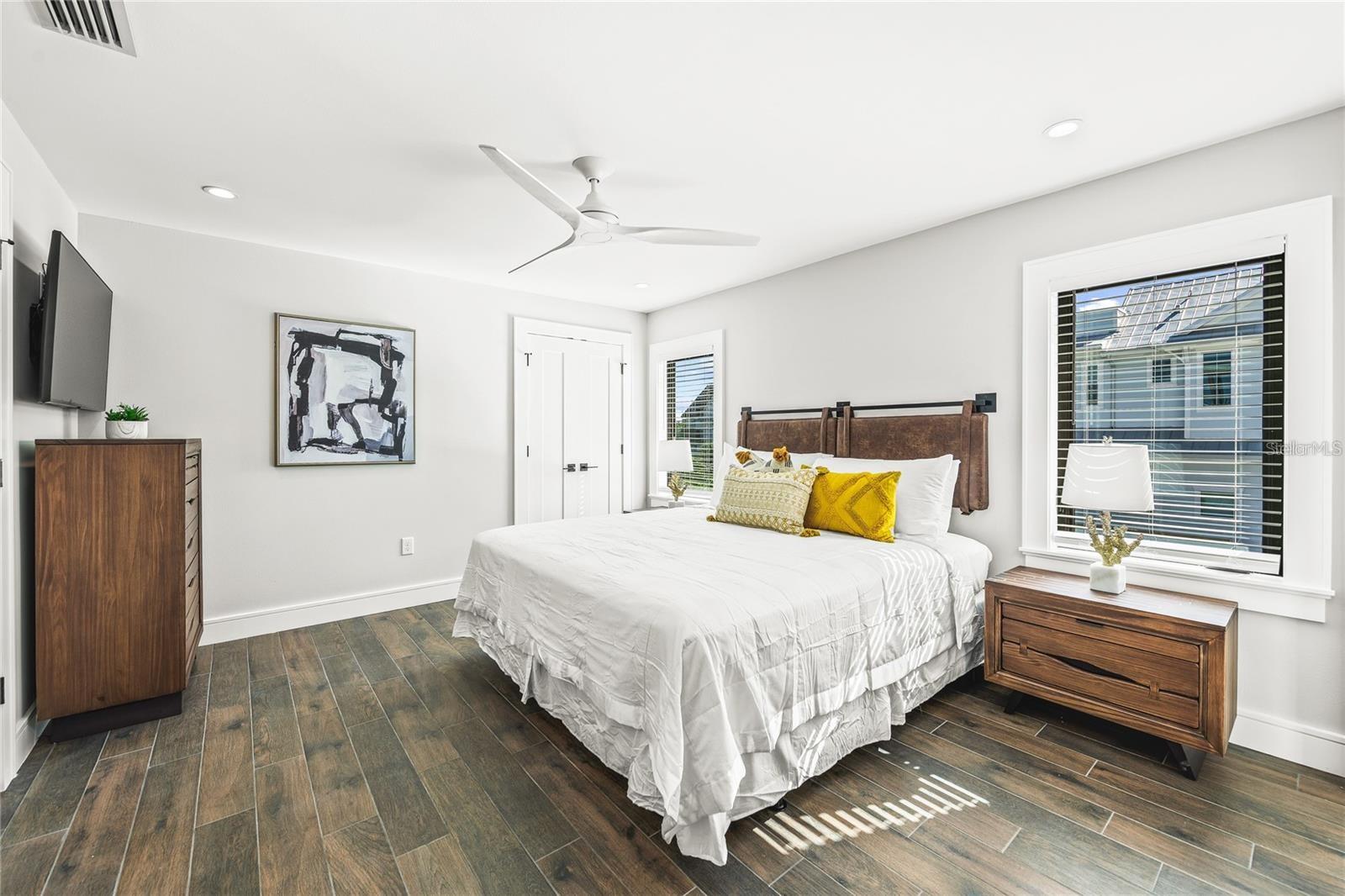 135 Grant Dr, Sarasota, FL 34236 — photo 40 of 83