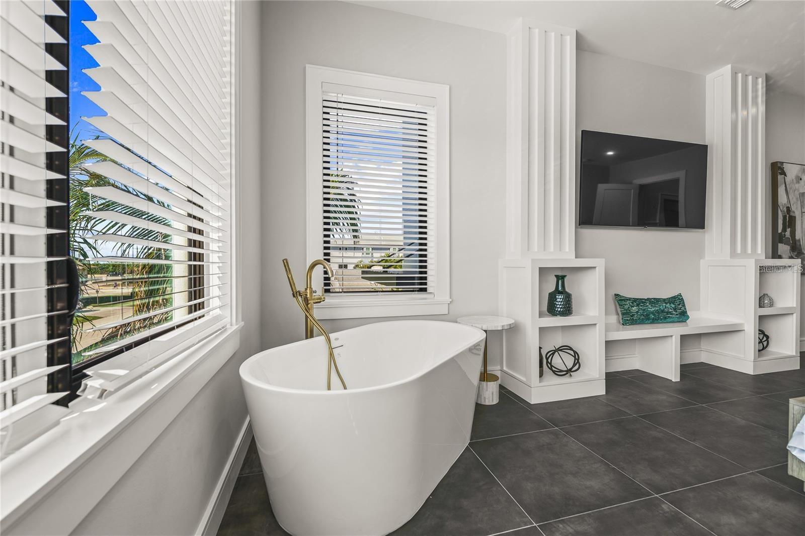 135 Grant Dr, Sarasota, FL 34236 — photo 44 of 83