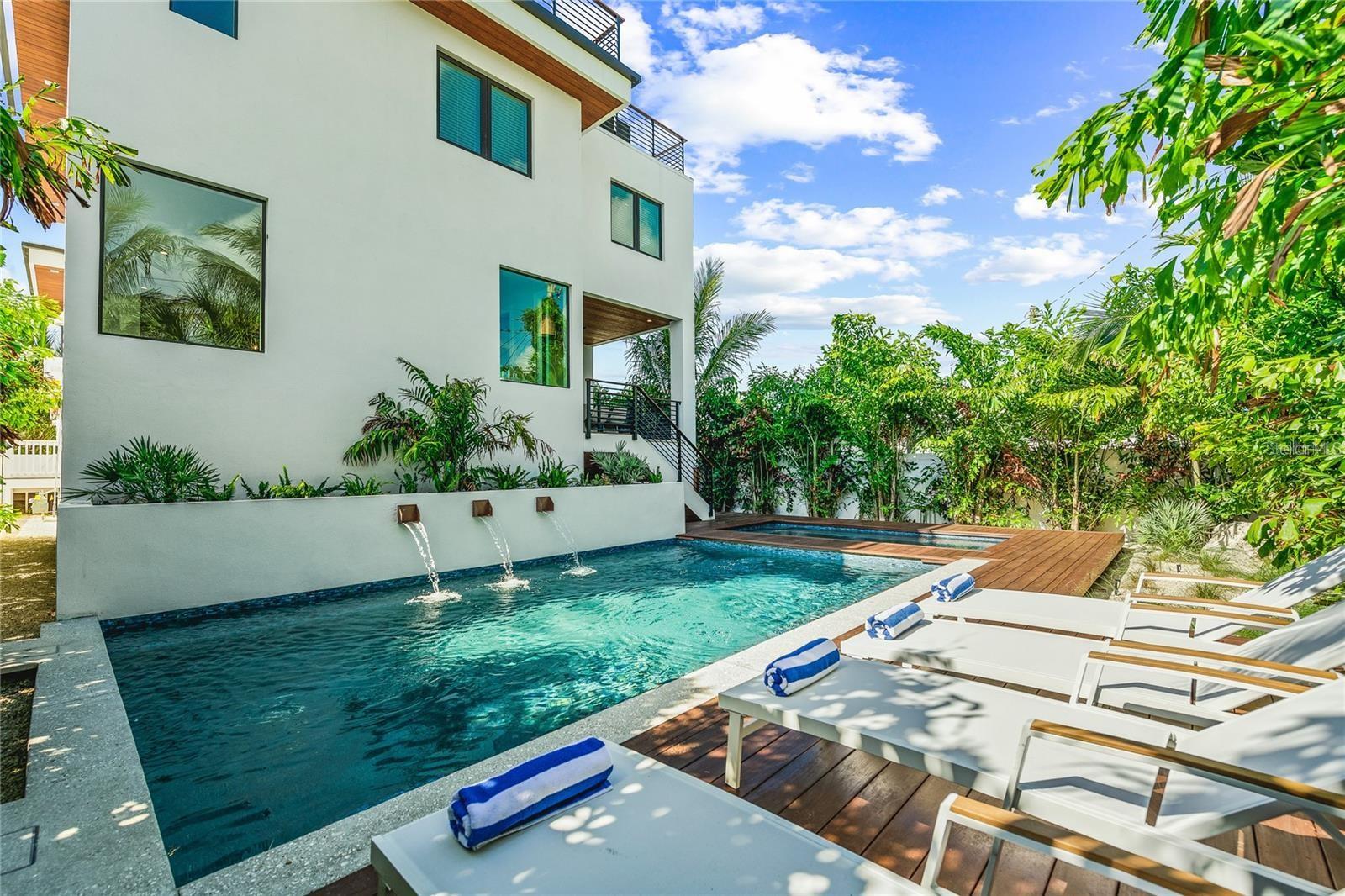 135 Grant Dr, Sarasota, FL 34236 — photo 52 of 83