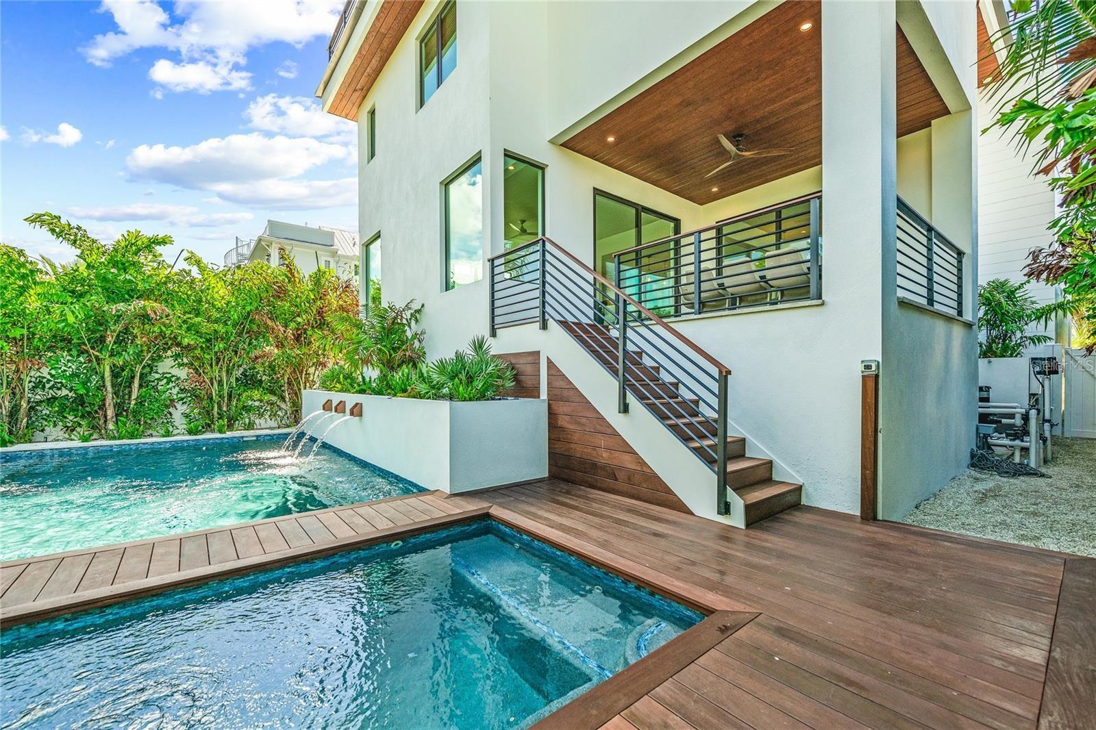 135 Grant Dr, Sarasota, FL 34236 — photo 54 of 83