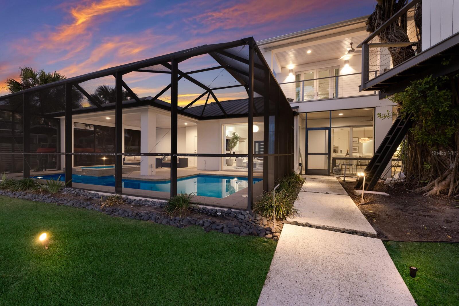 238 Island Cir, Sarasota, FL 34242 — photo 53 of 57