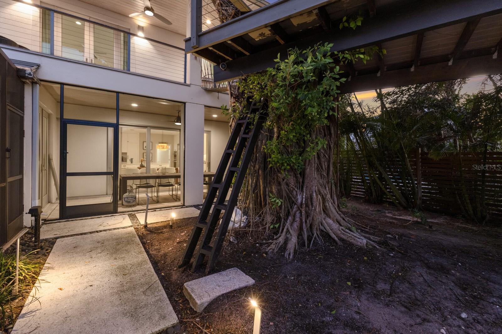 238 Island Cir, Sarasota, FL 34242 — photo 54 of 57