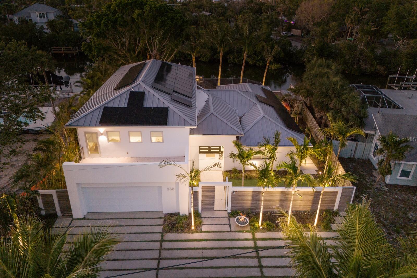 238 Island Cir, Sarasota, FL 34242 — photo 55 of 57