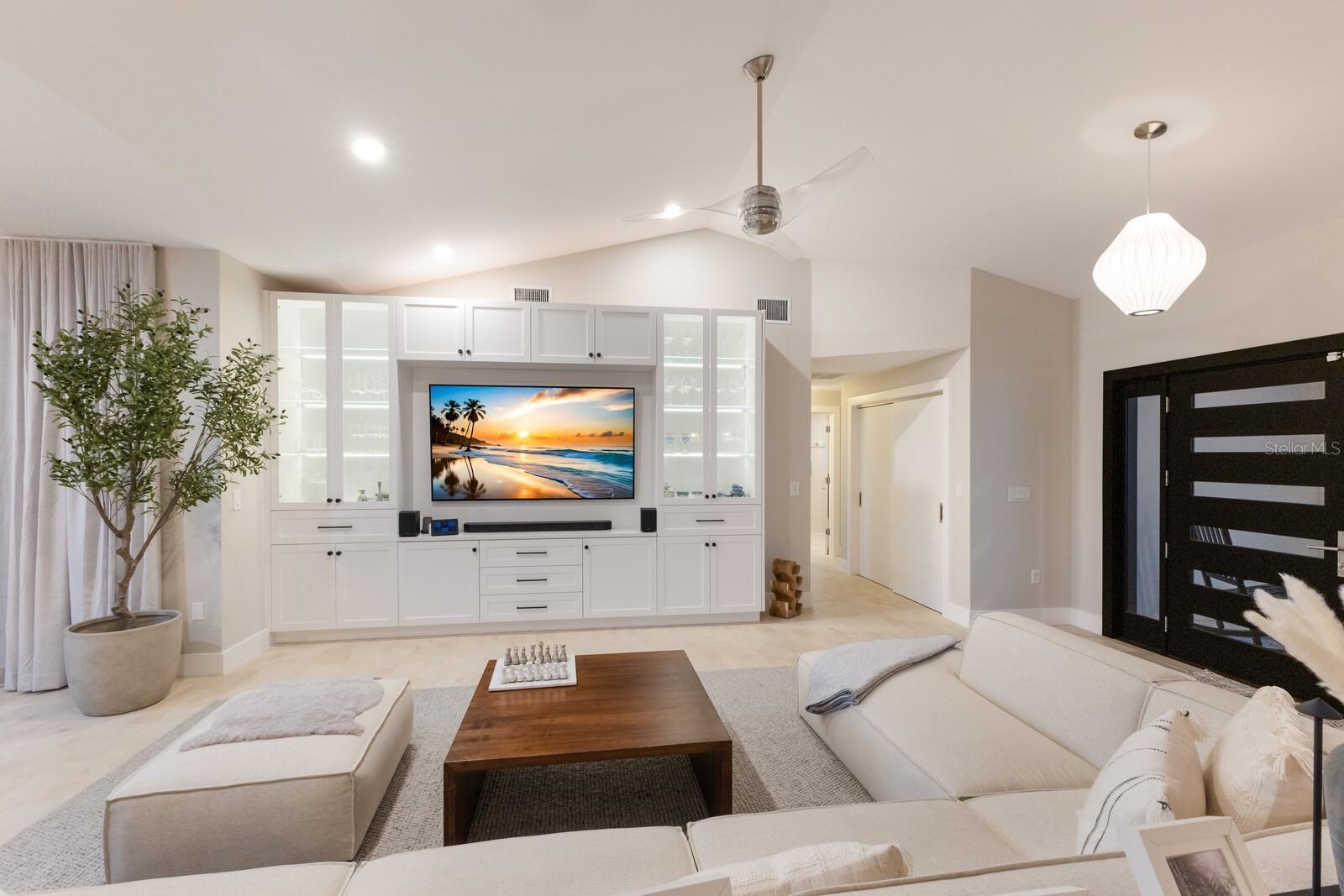 238 Island Cir, Sarasota, FL 34242 — photo 10 of 57