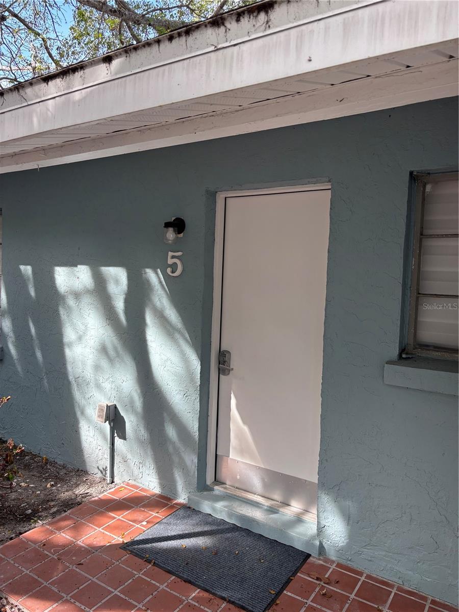170 Roosevelt Dr #5, Sarasota, FL 34236 — photo 2 of 18