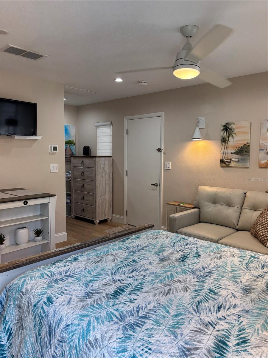 170 Roosevelt Dr #5, Sarasota, FL 34236 — photo 9 of 18