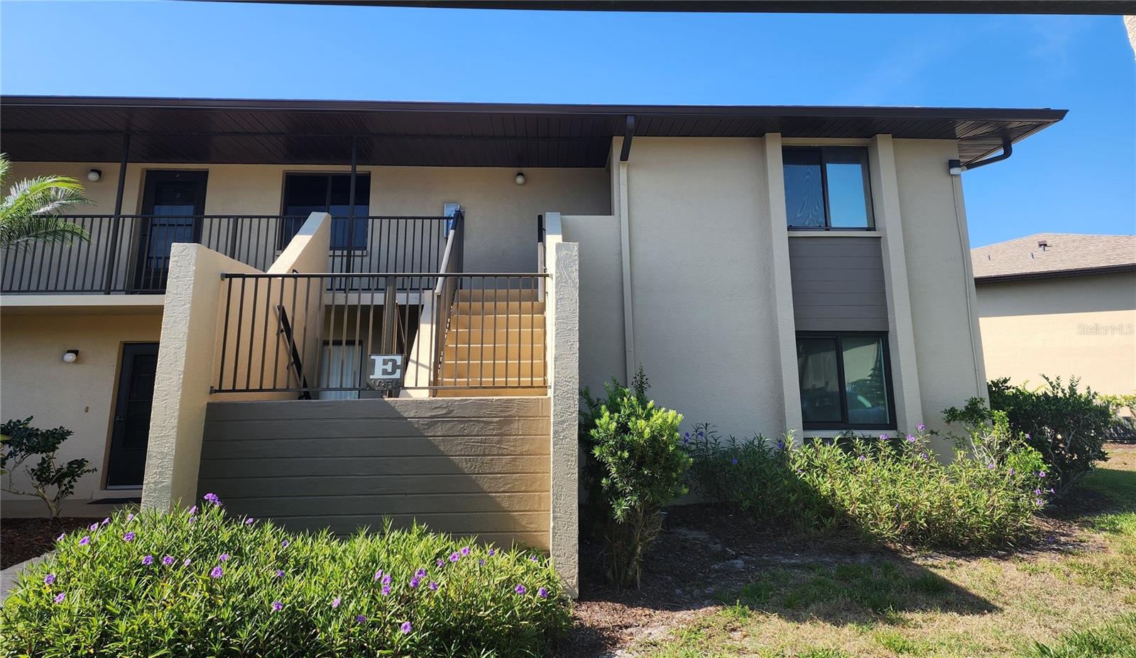 4056 Oakview Dr #E10, Port Charlotte, FL 33980 — photo 11 of 24