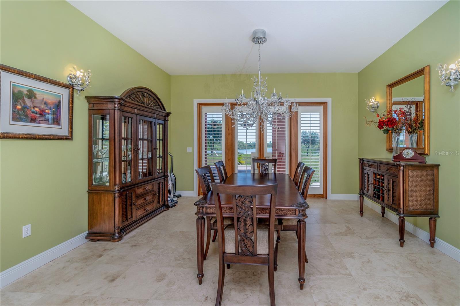 Formal Dining