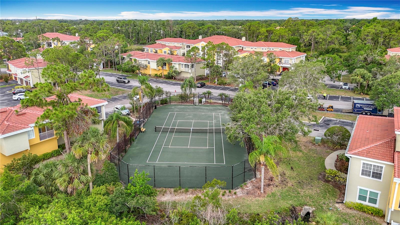 Play both tennis and pickleball