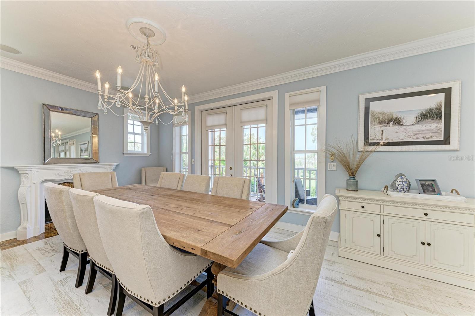 8963 Fishermens Bay Dr, Sarasota, FL 34231 — photo 17 of 97
