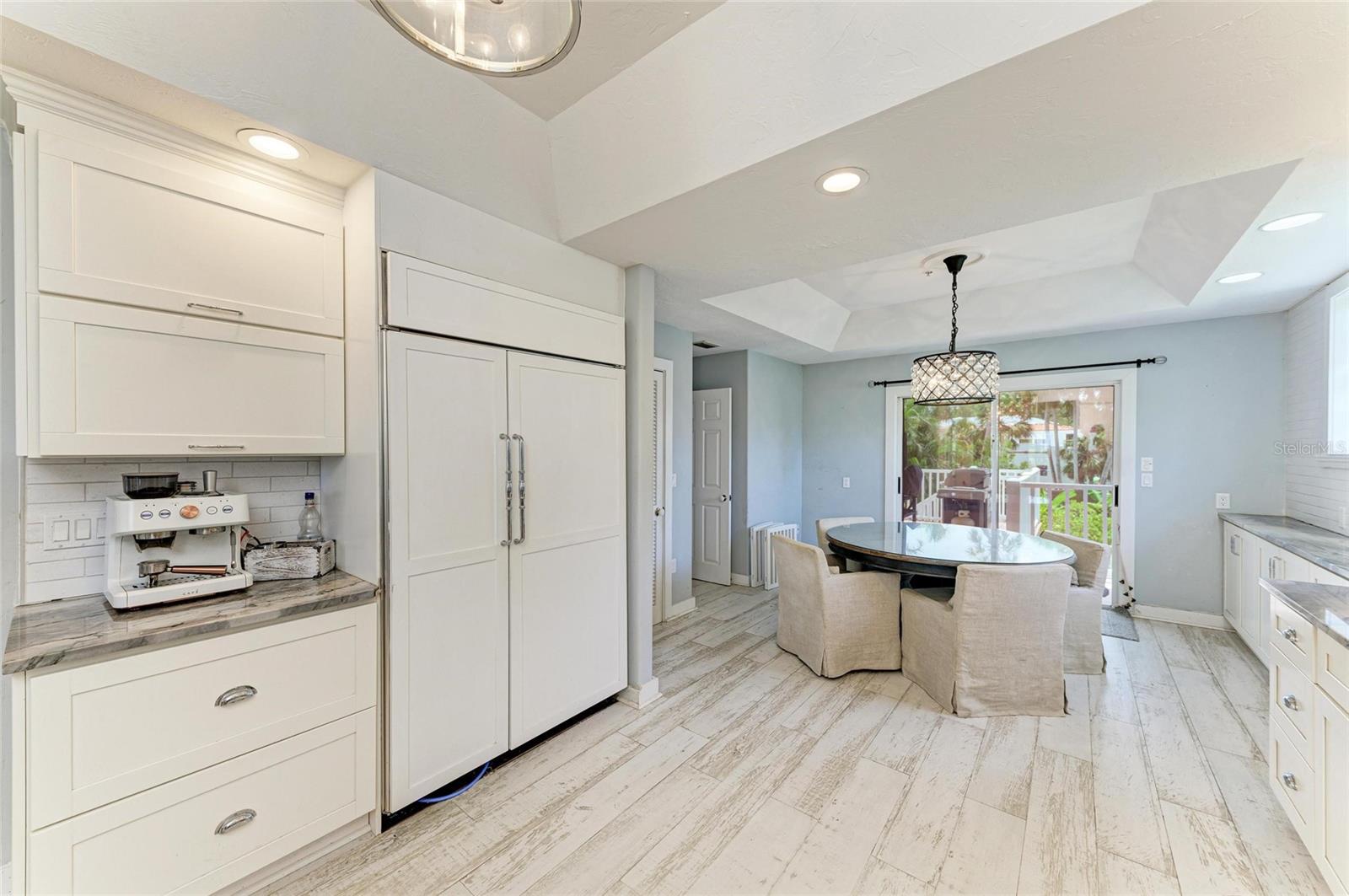 8963 Fishermens Bay Dr, Sarasota, FL 34231 — photo 29 of 97