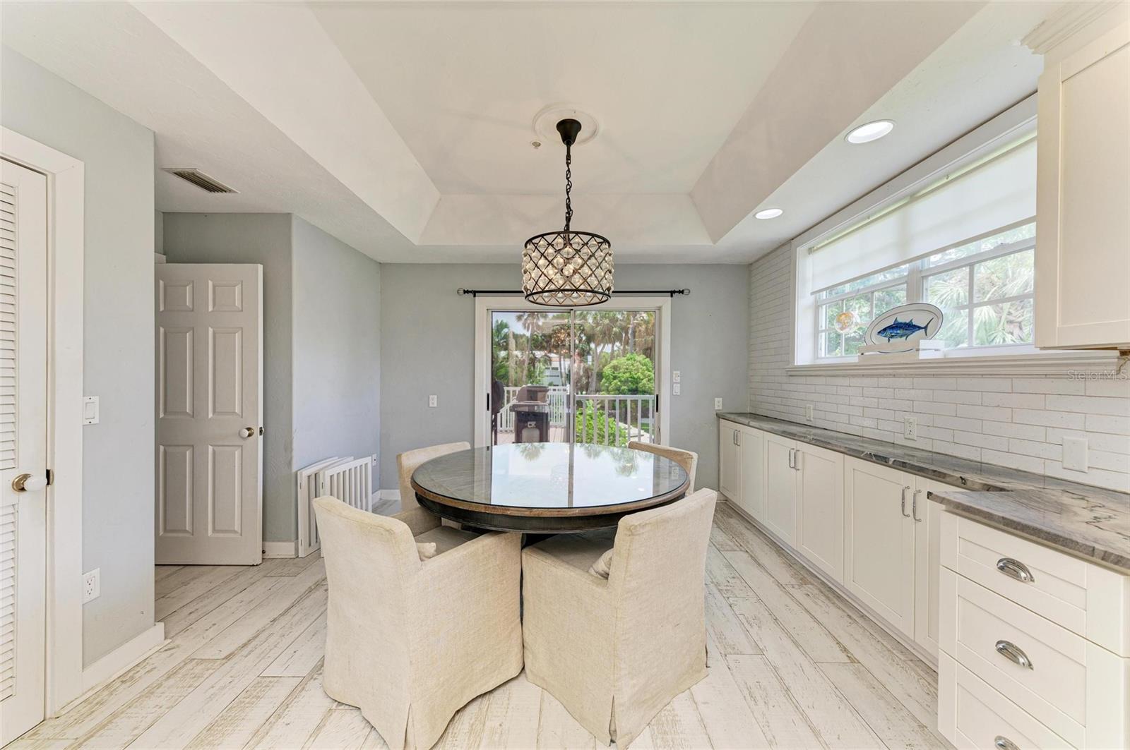 8963 Fishermens Bay Dr, Sarasota, FL 34231 — photo 30 of 97