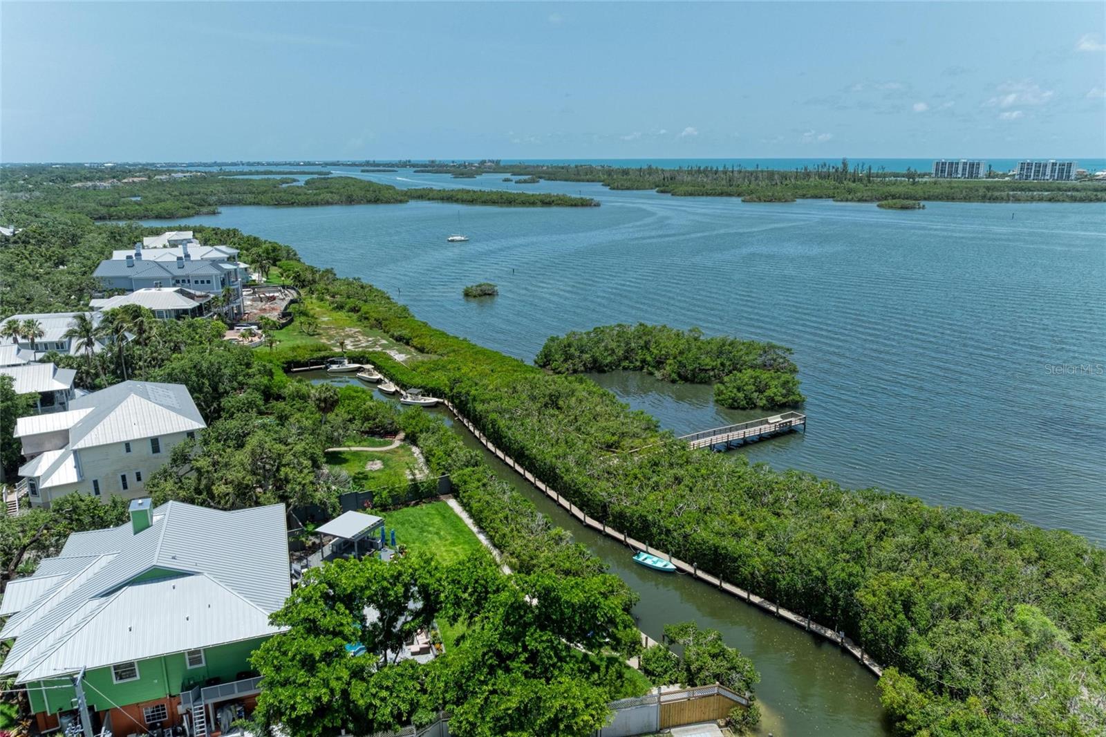 8963 Fishermens Bay Dr, Sarasota, FL 34231 — photo 34 of 97