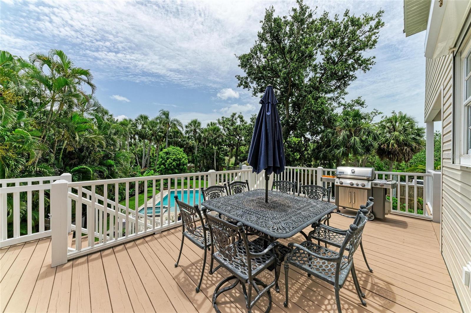 8963 Fishermens Bay Dr, Sarasota, FL 34231 — photo 62 of 97
