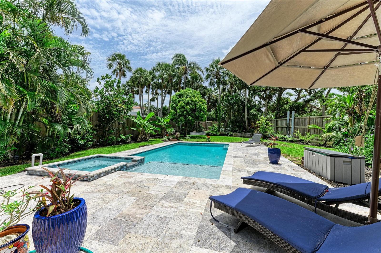 8963 Fishermens Bay Dr, Sarasota, FL 34231 — photo 64 of 97