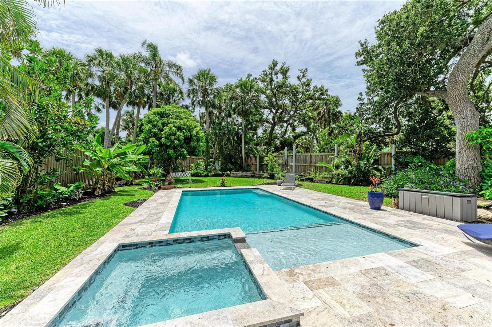 8963 Fishermens Bay Dr, Sarasota, FL 34231 — photo 65 of 97