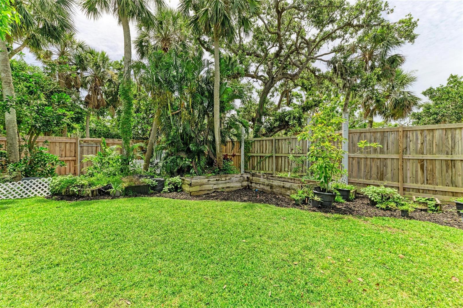 8963 Fishermens Bay Dr, Sarasota, FL 34231 — photo 66 of 97