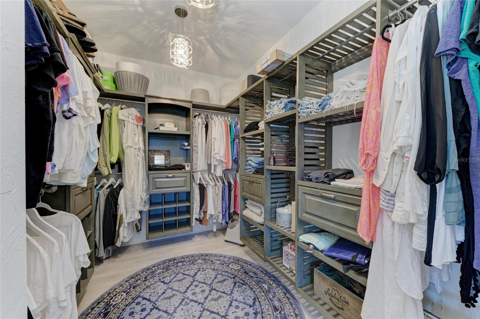 8963 Fishermens Bay Dr, Sarasota, FL 34231 — photo 51 of 97