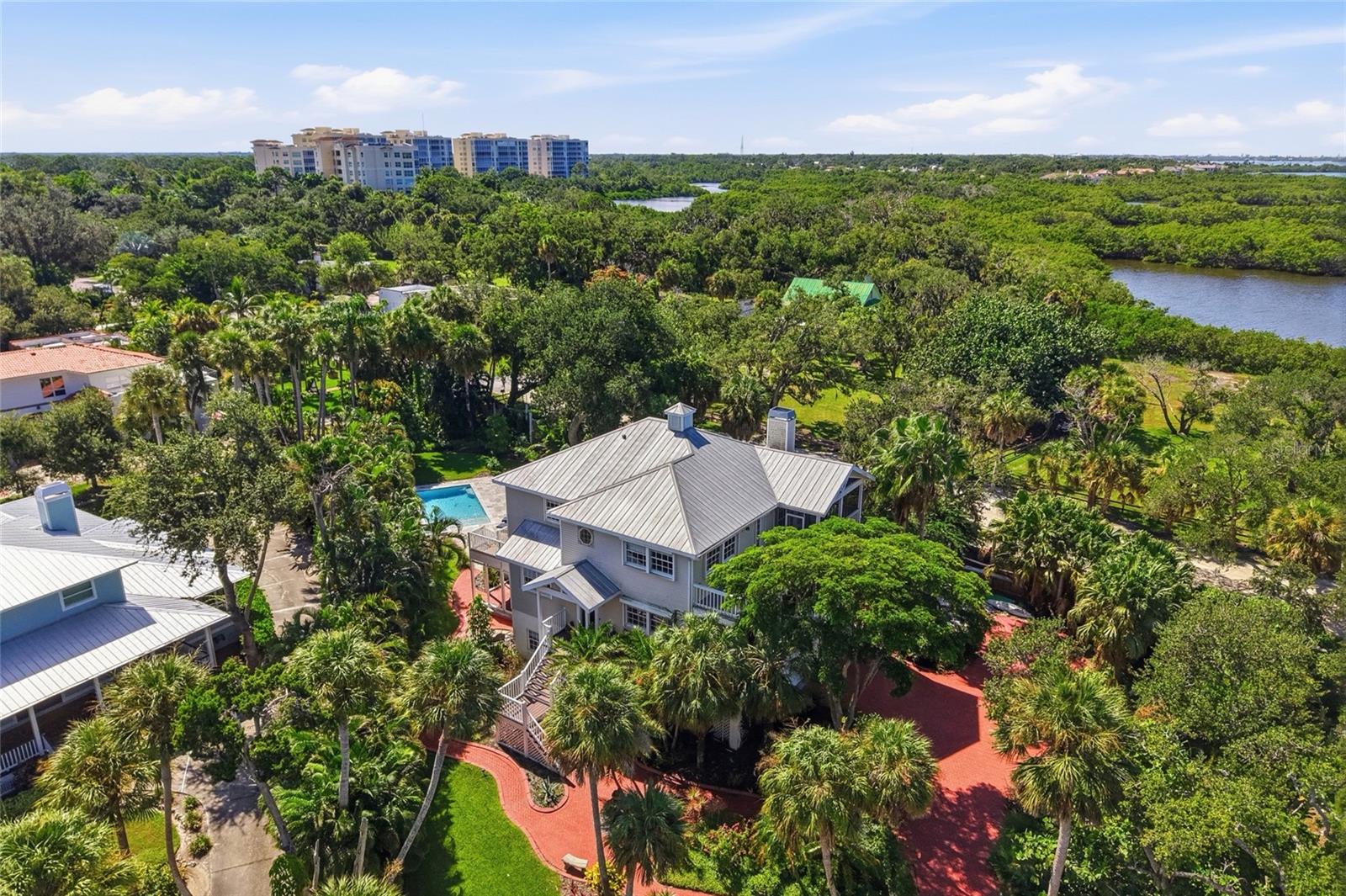 8963 Fishermens Bay Dr, Sarasota, FL 34231 — photo 77 of 97