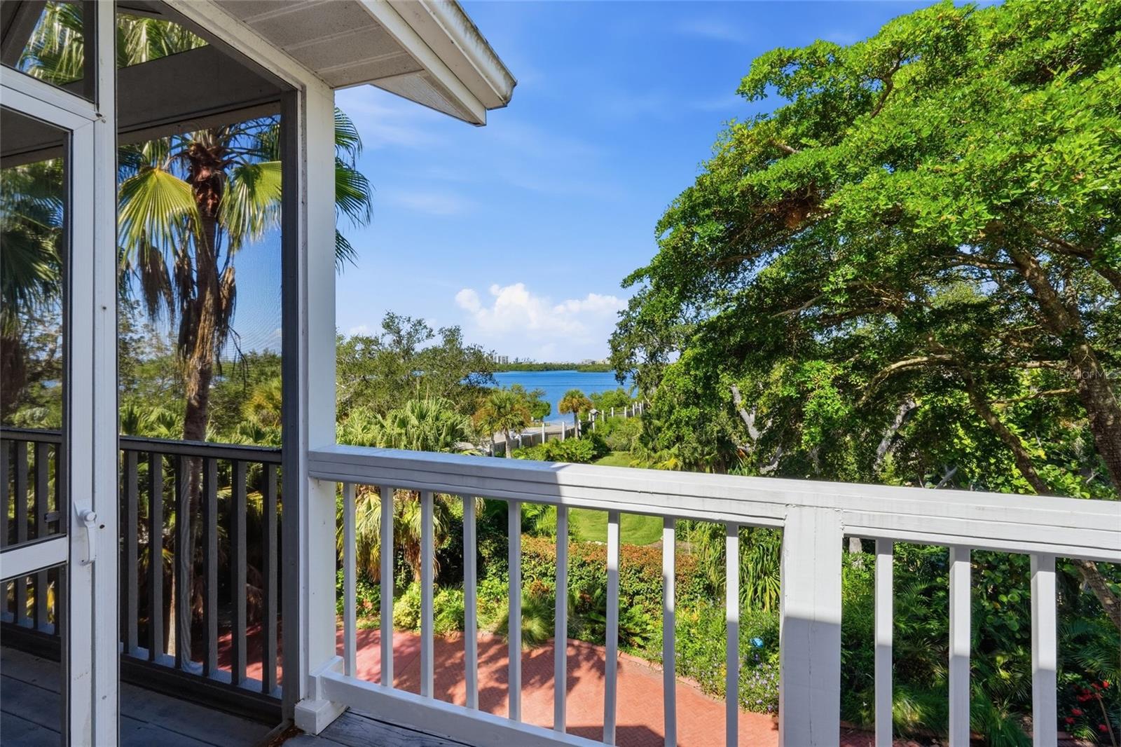 8963 Fishermens Bay Dr, Sarasota, FL 34231 — photo 86 of 97