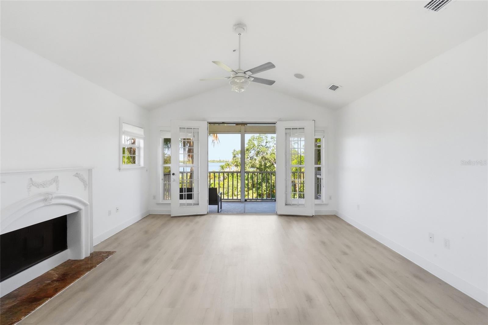 8963 Fishermens Bay Dr, Sarasota, FL 34231 — photo 92 of 97