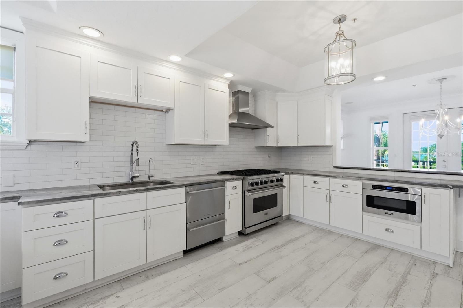 8963 Fishermens Bay Dr, Sarasota, FL 34231 — photo 96 of 97