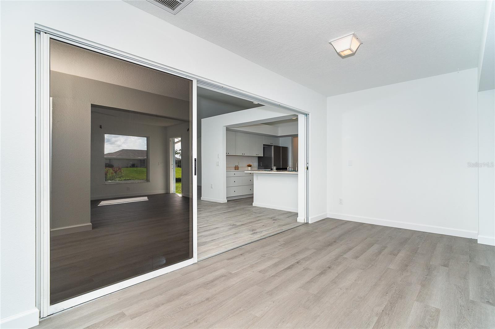 Pocket sliders to Bonus Room