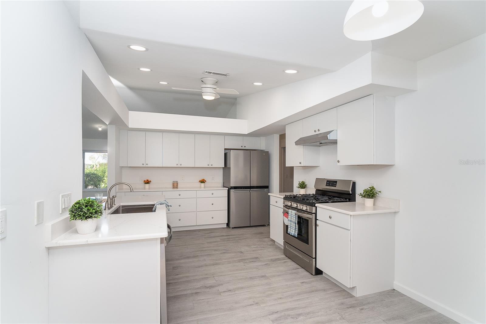 Brand new kitchen!