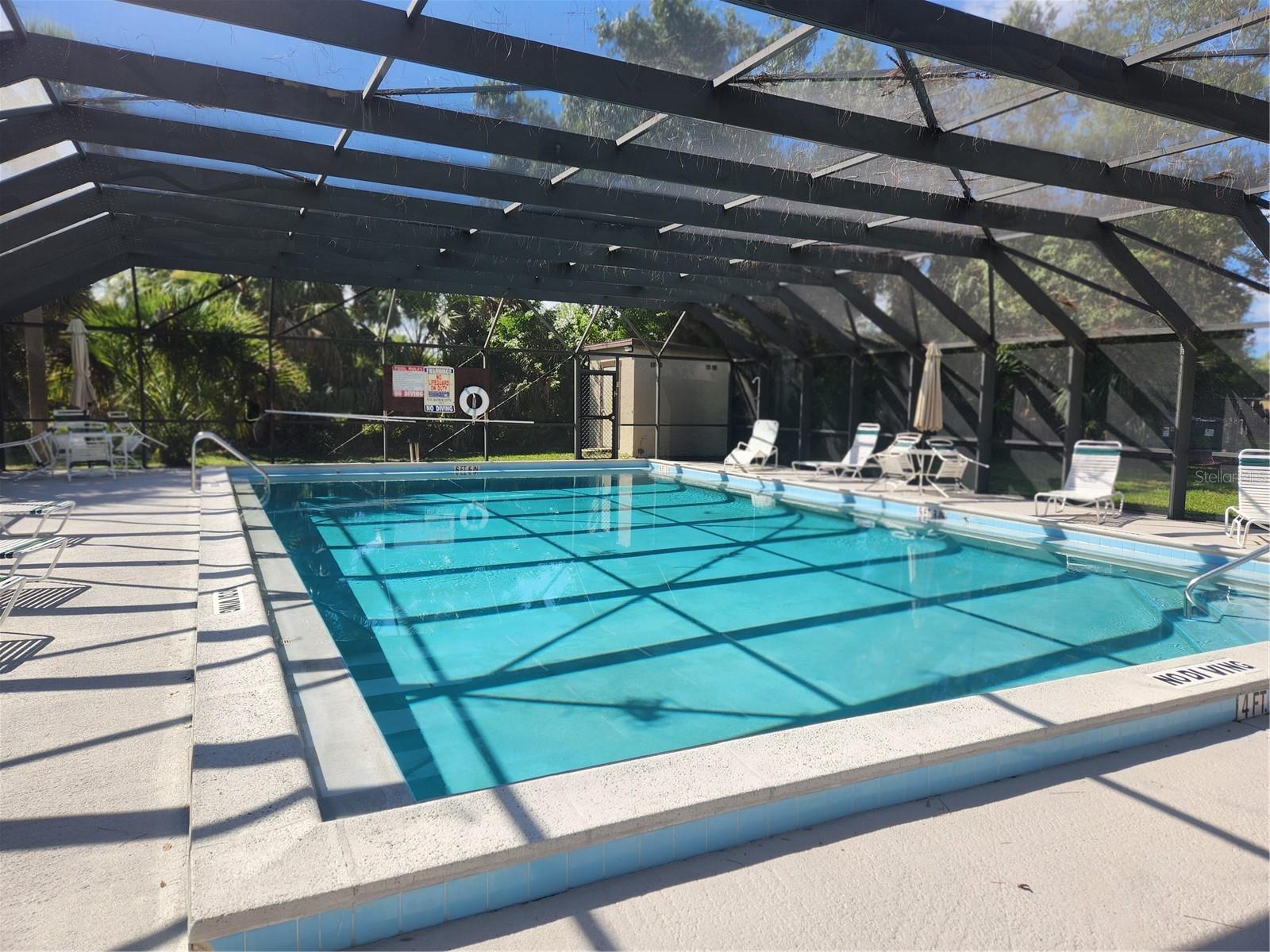 Numerous seating options around the pool