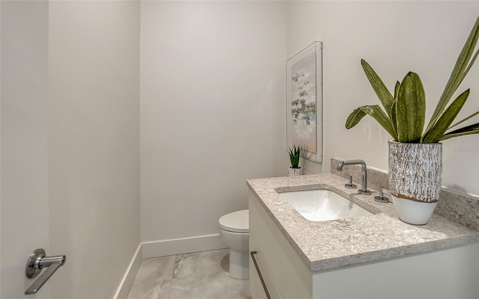 33 S Palm Ave #1501, Sarasota, FL 34236 — photo 25 of 55