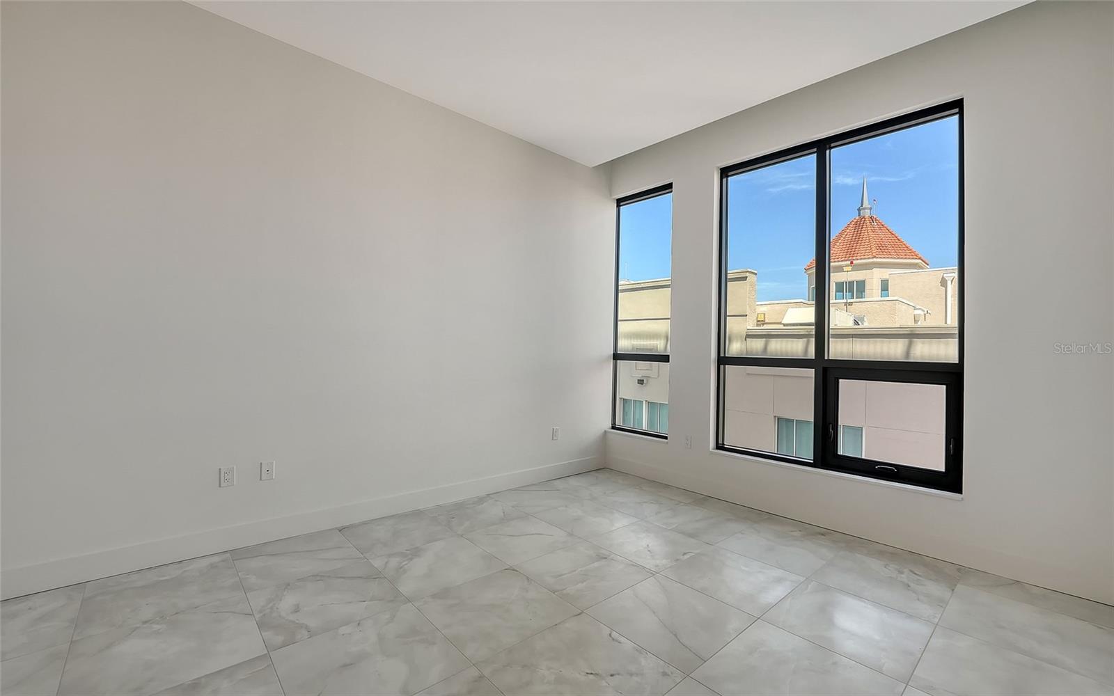 33 S Palm Ave #1501, Sarasota, FL 34236 — photo 32 of 55