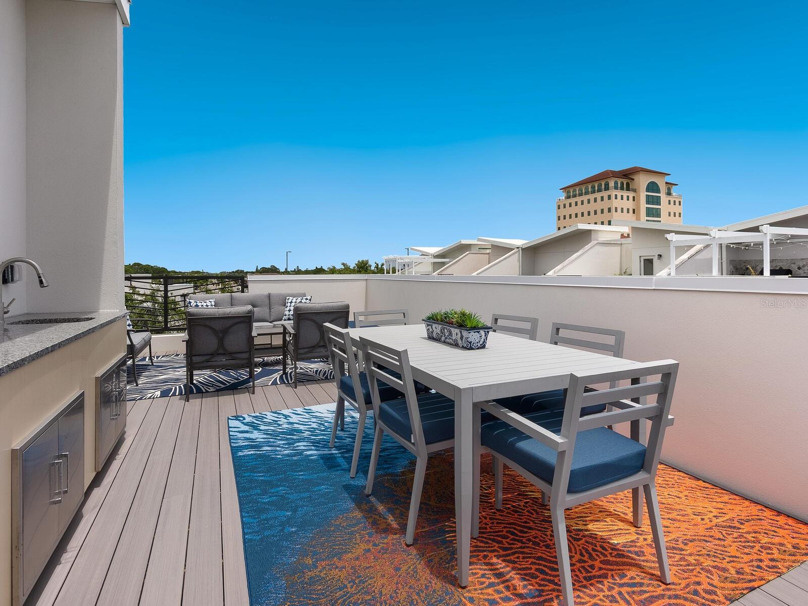 152 Audubon Pl, Sarasota, FL 34237 — photo 31 of 67