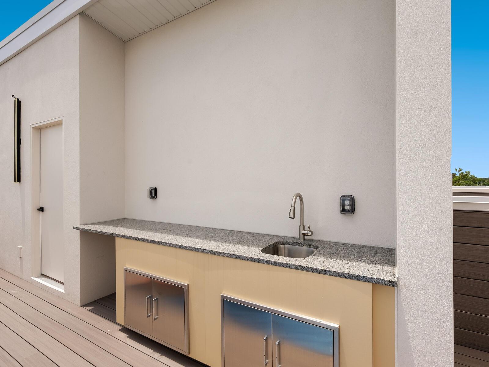 152 Audubon Pl, Sarasota, FL 34237 — photo 32 of 67