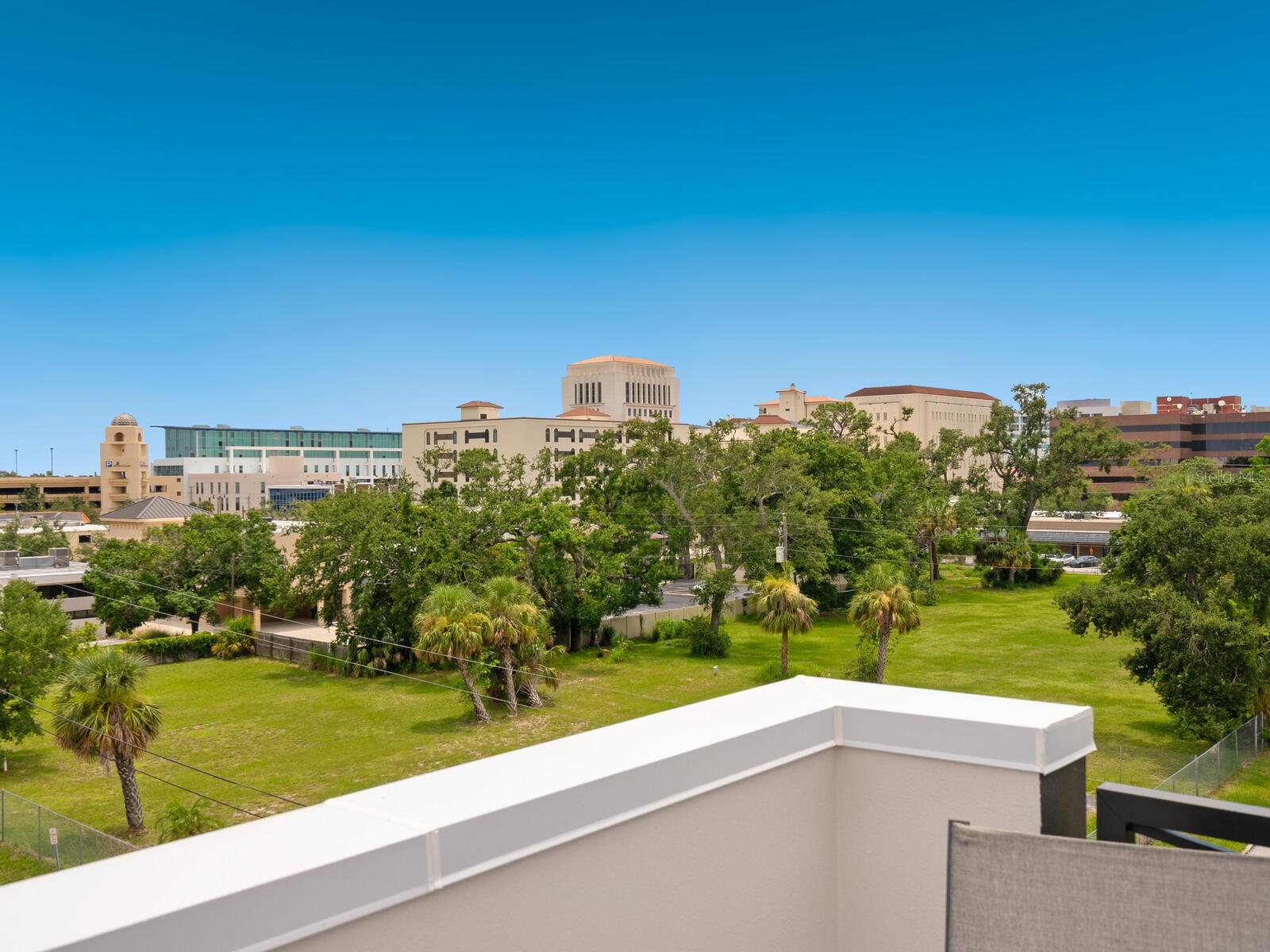 152 Audubon Pl, Sarasota, FL 34237 — photo 34 of 67