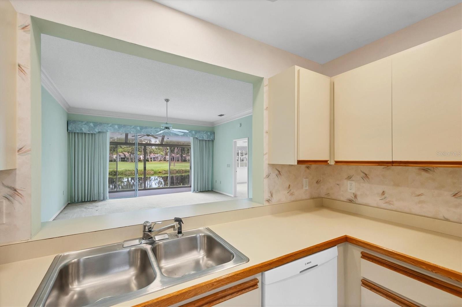 5662 Long Common Cir #8, Sarasota, FL 34235 — photo 21 of 92