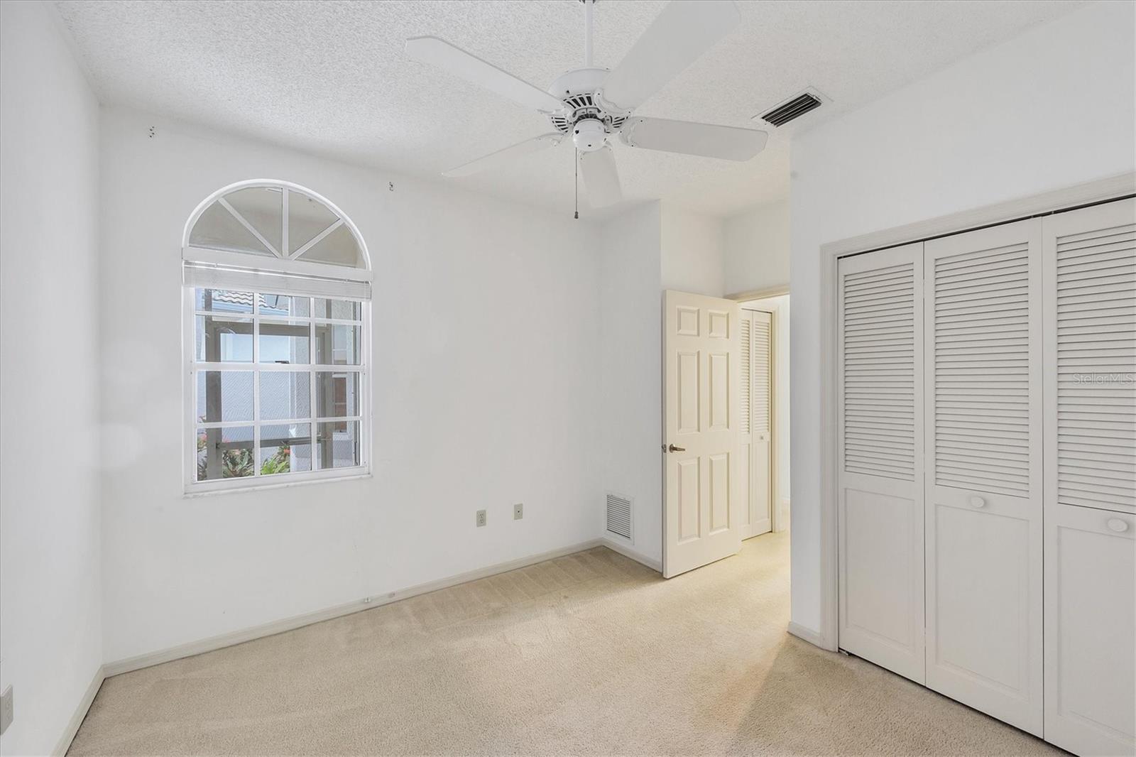 5662 Long Common Cir #8, Sarasota, FL 34235 — photo 32 of 92