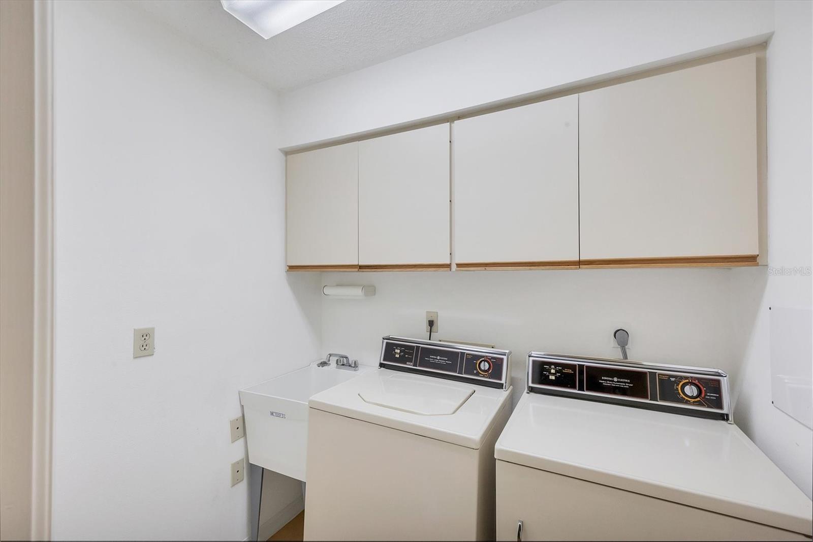 5662 Long Common Cir #8, Sarasota, FL 34235 — photo 34 of 92