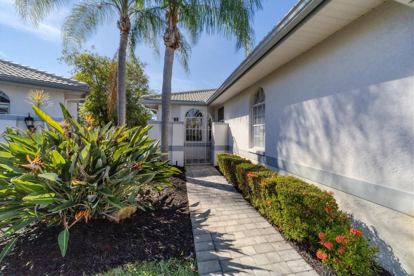 5662 Long Common Cir #8, Sarasota, FL 34235 — photo 8 of 92