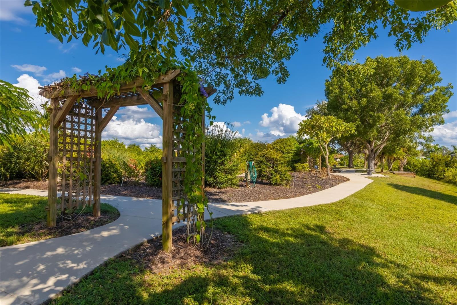 15531 Applewhite Cir, Port Charlotte, FL 33981 — photo 15 of 20