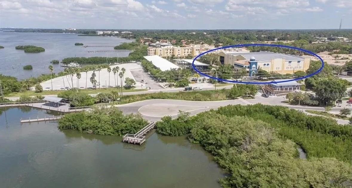 570 Blackburn Point Rd #11, Osprey, FL 34229 — photo 3 of 4