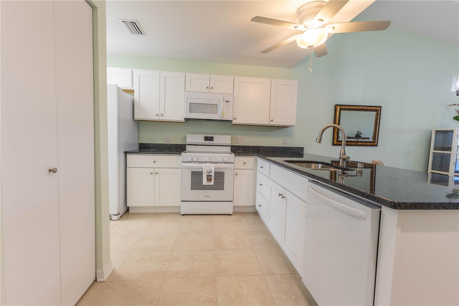 6800 Placida Rd #268, Englewood, FL 34224 — photo 4 of 33
