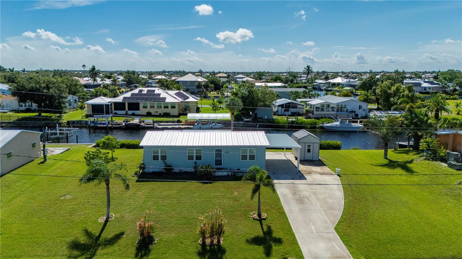 4220 Deltona Dr