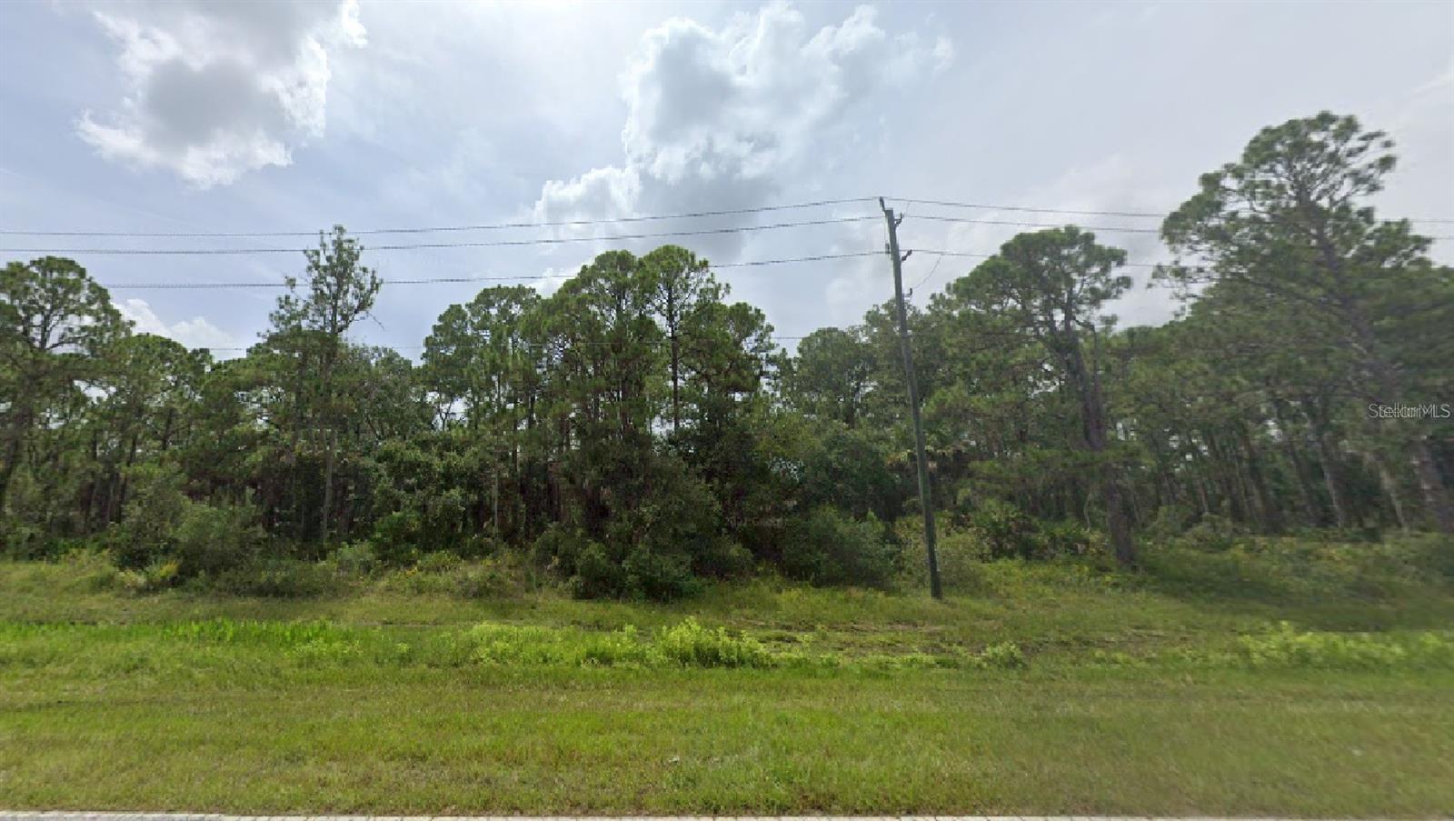 453 Biscayne Dr, Port Charlotte, FL 33953 — photo 1 of 1