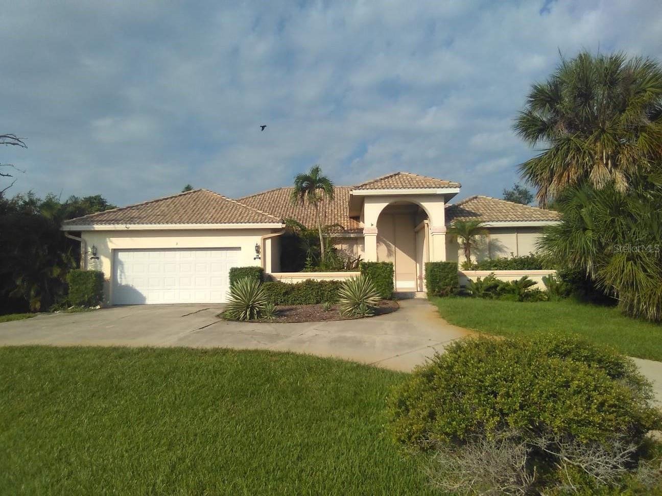 2 Arlington Dr, Placida, FL 33946 — photo 1 of 2