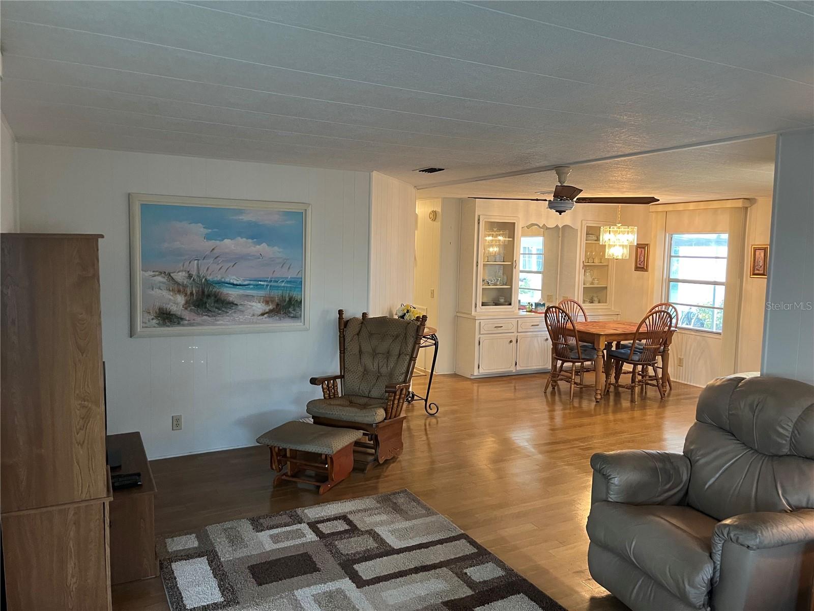 806 Jolanda Cir, Venice, FL 34285 — photo 11 of 44