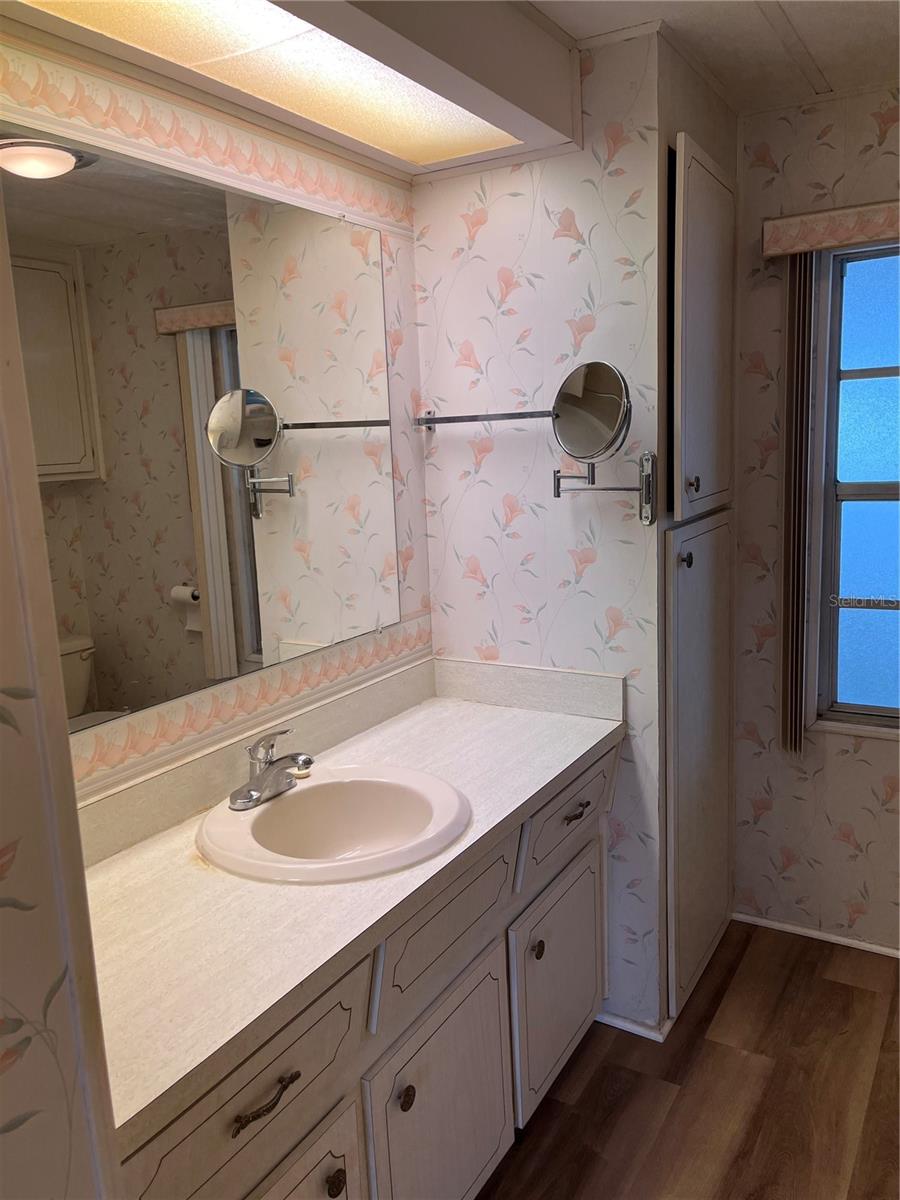 806 Jolanda Cir, Venice, FL 34285 — photo 30 of 44