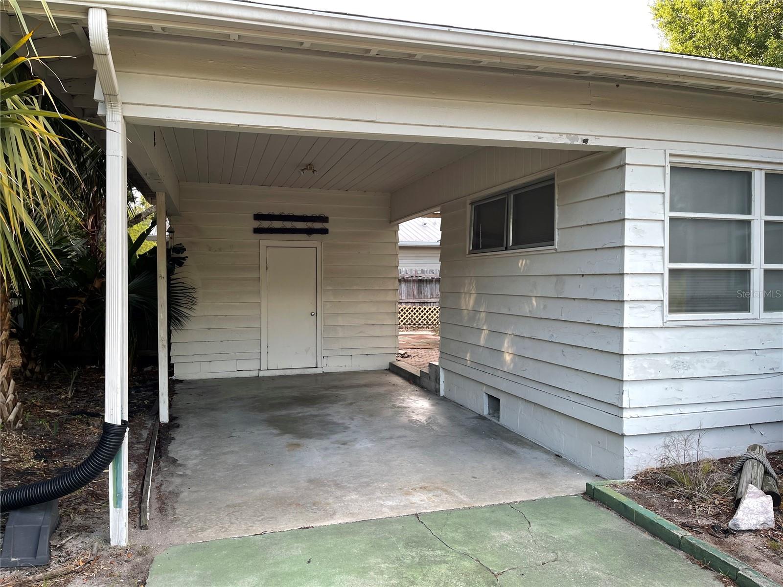 Carport for one vehicle