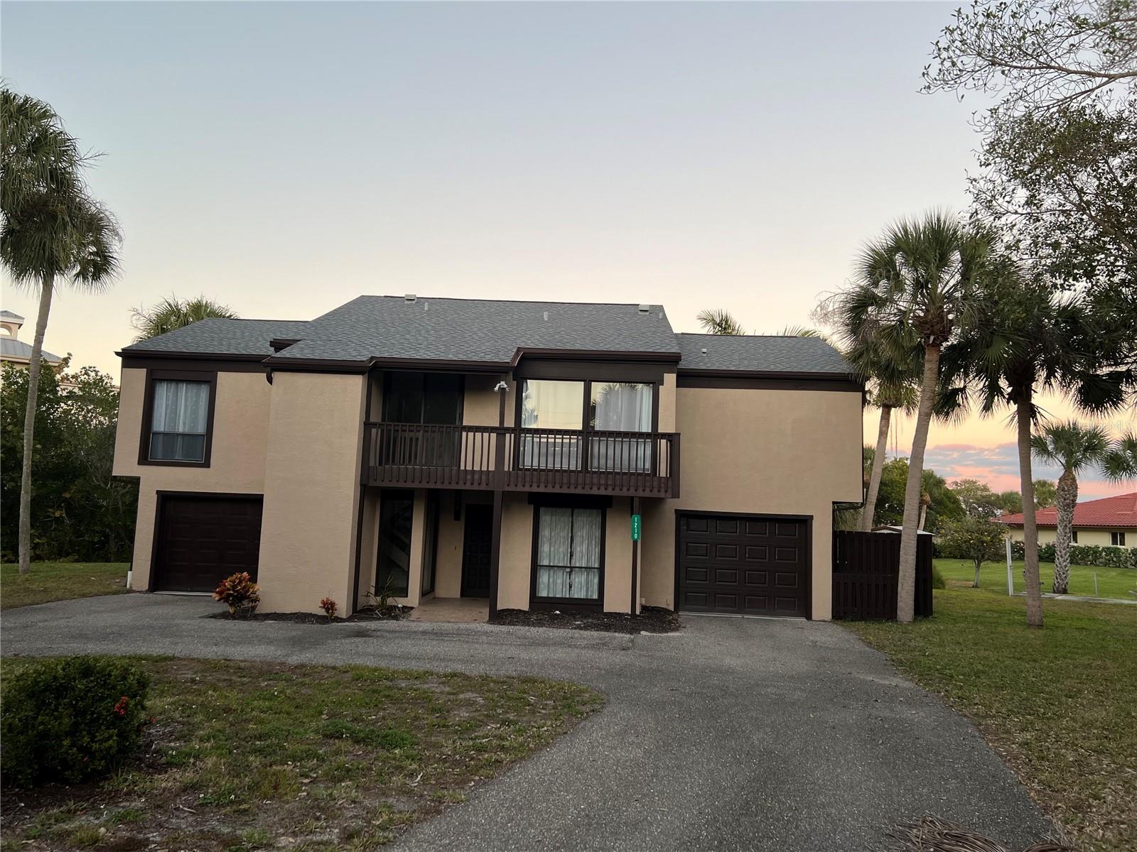 1210 Casey Key Rd