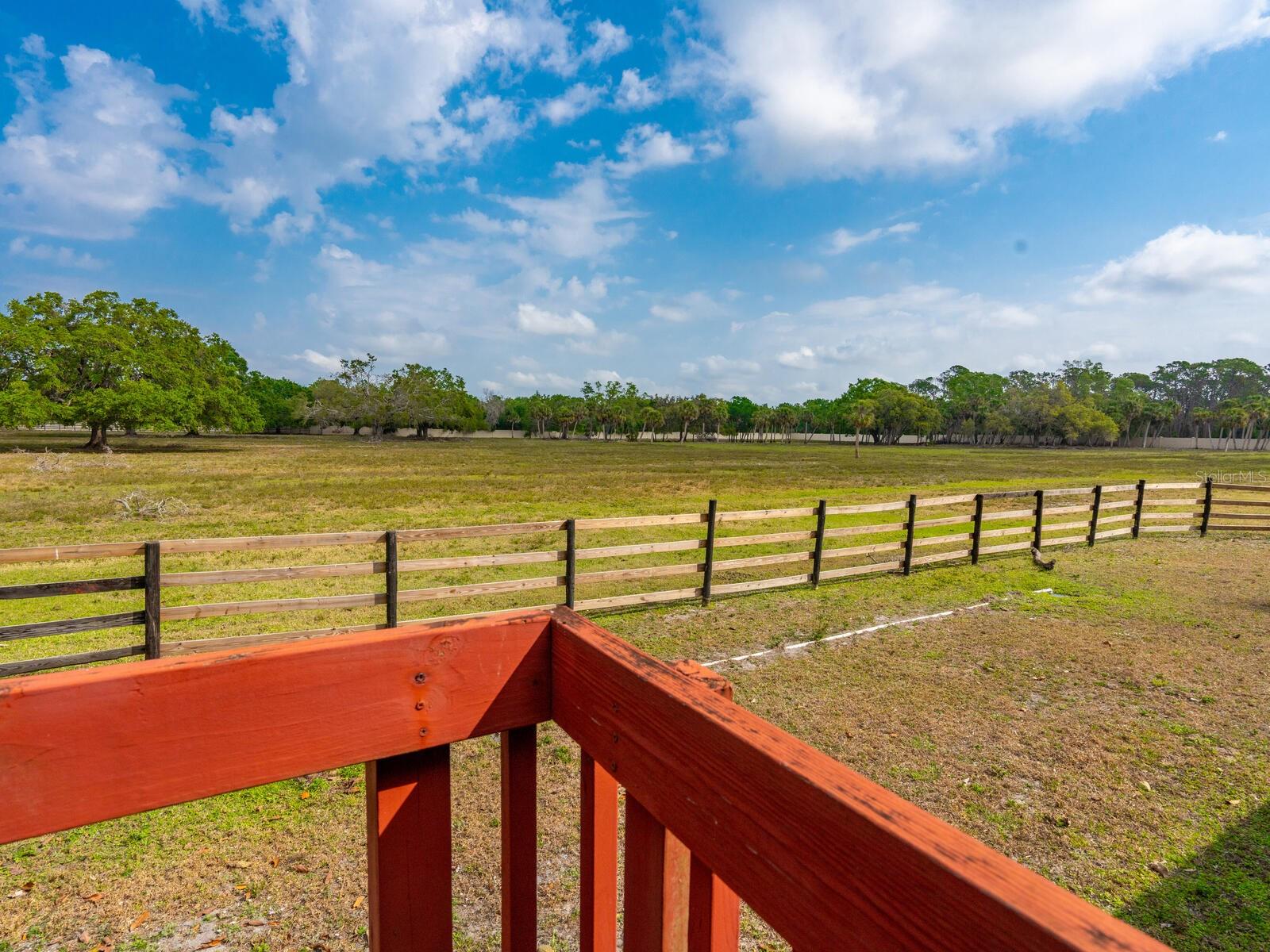 600 N Jackson Rd, Venice, FL 34292 — photo 37 of 61