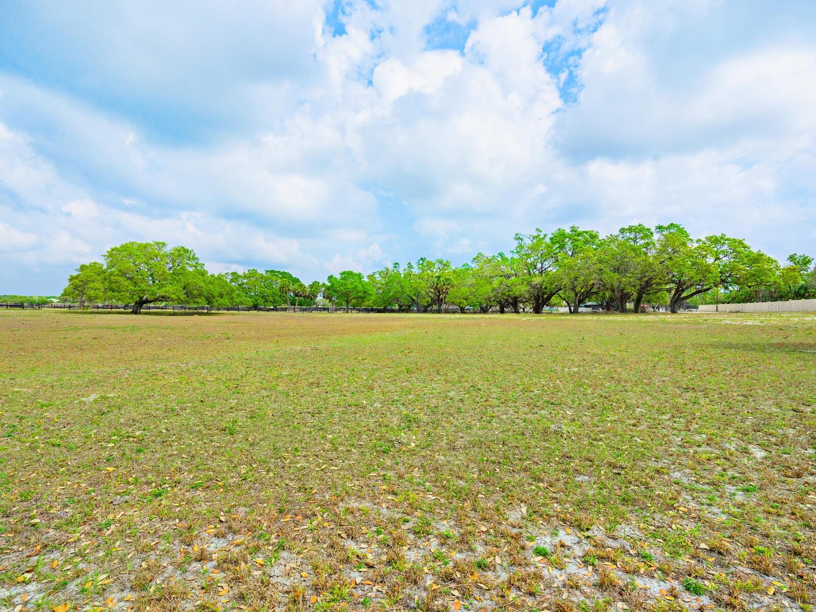 600 N Jackson Rd, Venice, FL 34292 — photo 44 of 61